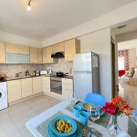 Rugiada With Pool And Sea View Located On The Front Of Nissi *