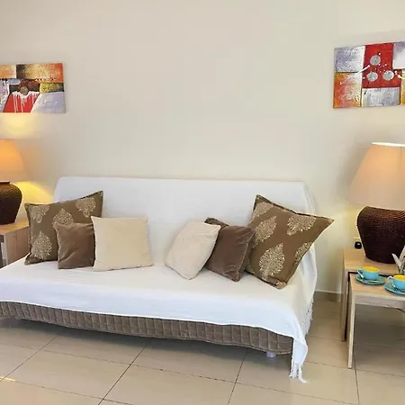 Villa Rugiada With Pool And Sea View Located On The Front Of Nissi Beach *
