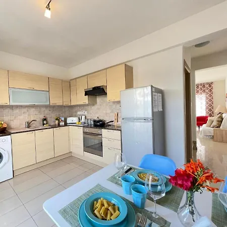 Rugiada With Pool And Sea View Located On The Front Of Nissi Beach *